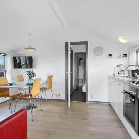 2 Bedroom Awesome In *