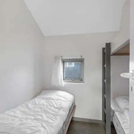2 Bedroom Awesome In